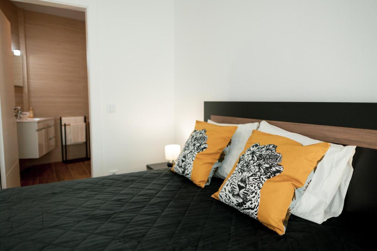 Gold Apartment Ferrel I Luaran gambar